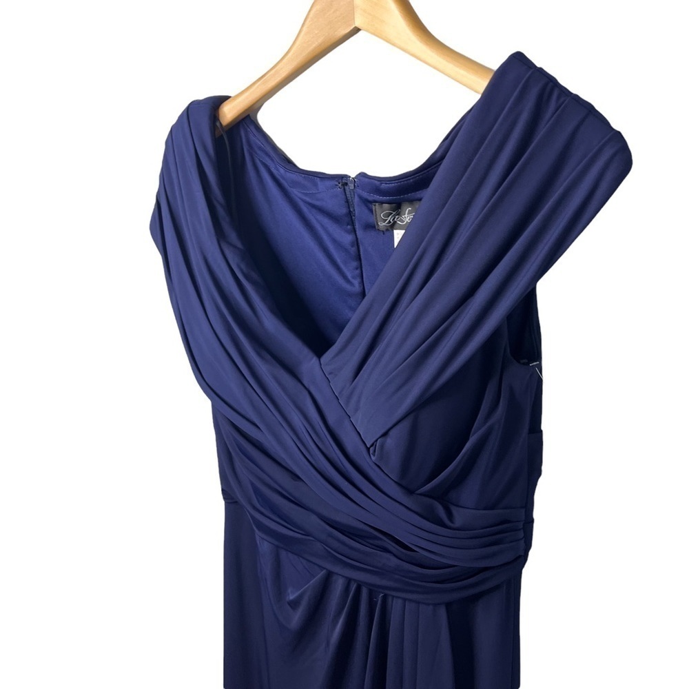 La Femme Off The Shoulder V Neck Long Sheath Gown Dress Blue Size 10 Formal - Picture 5 of 9
